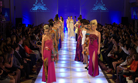 Fashion Shows and Mini Movies in 3D