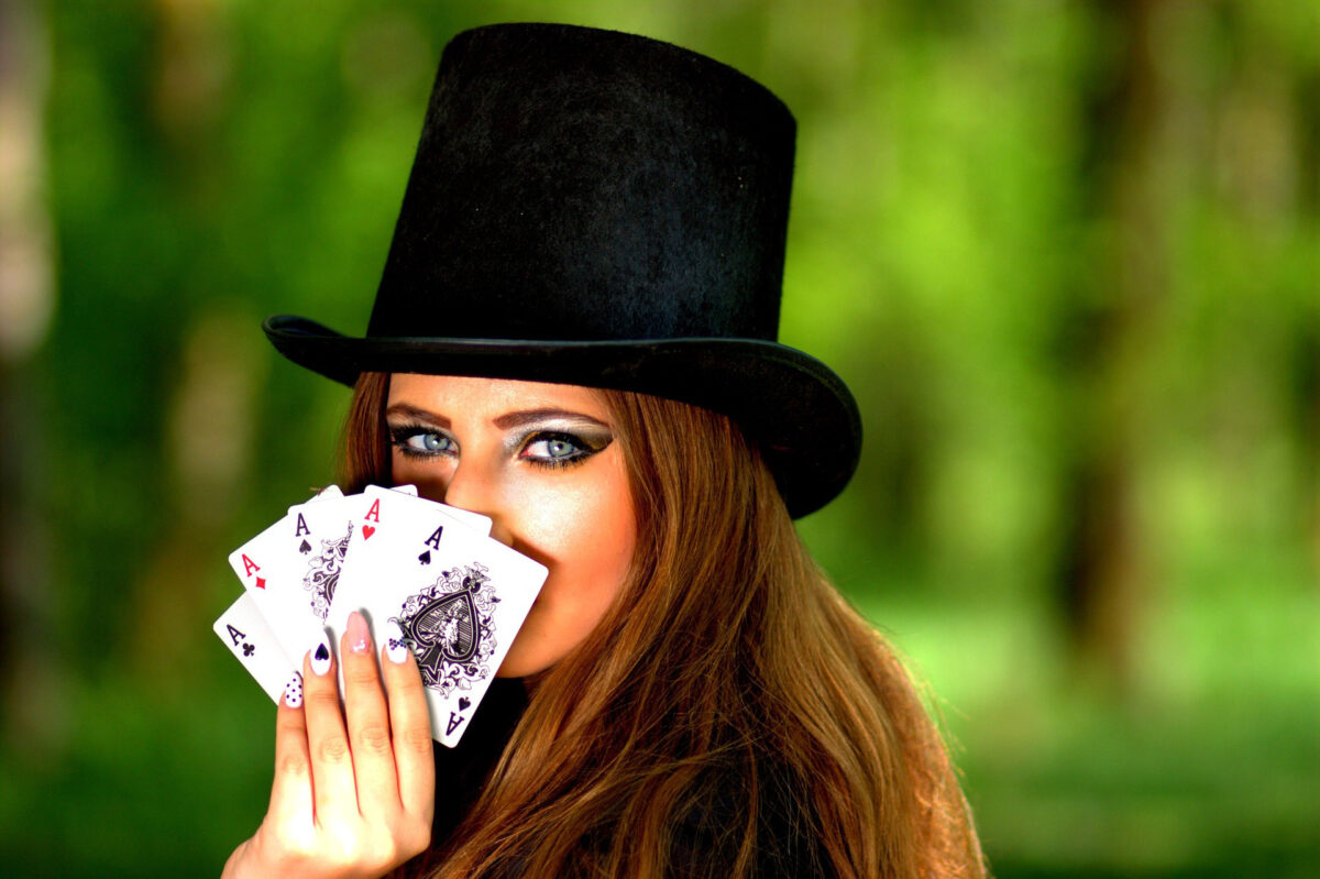 5 Poker Pros Who Could Easily Be Mistaken for Runway Models