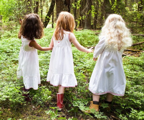 7 Tips for Buying Clothes for Your Daughter