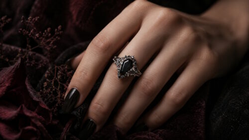 Dark Gemstone Rings: The Anti-Sparkle Trend Taking Over Jewelry This Season