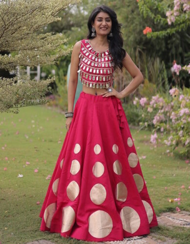 How to Style Navratri Lehengas with Trendy Crop Tops